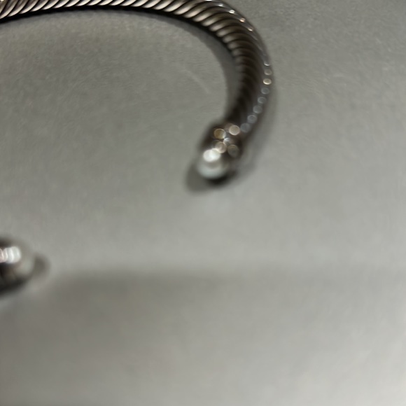 David Yuan Pearl pave’ diamonds cuff - Picture 5 of 5